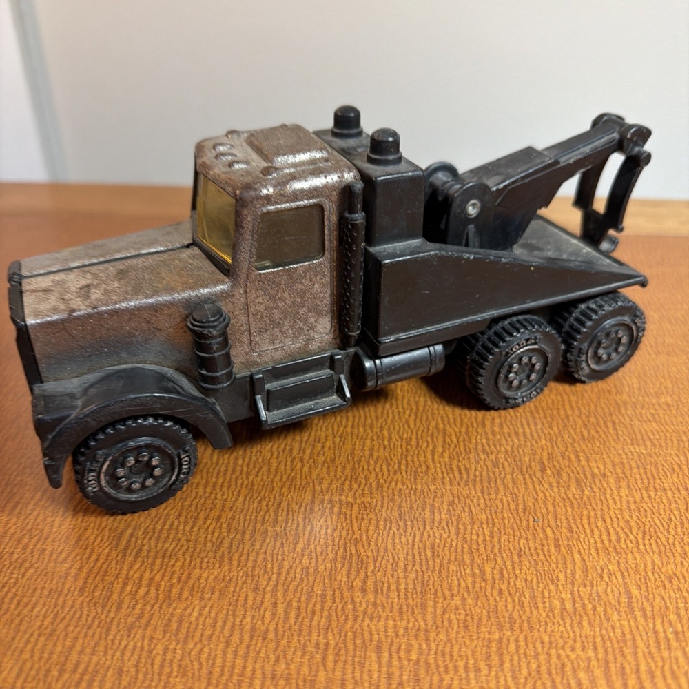 Vintage Tonka Kenworth 24 Hour Service Tow Truck Silver